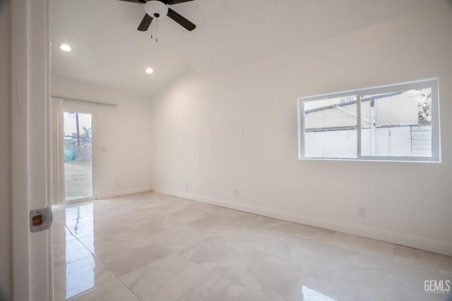 716 Curtis Drive, Bakersfield, CA 93307