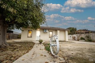716 Curtis Drive, Bakersfield, CA 93307