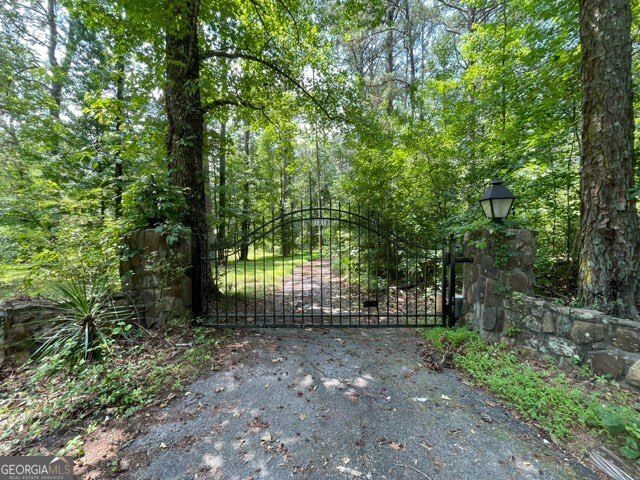 1319 Bermuda Road, Stone Mountain, GA 30087