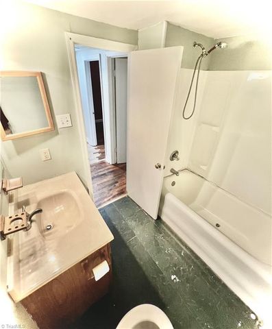 4312 Vickrey Chapel N Road, Jamestown, NC 27282