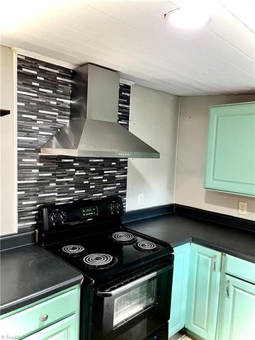 4312 Vickrey Chapel N Road, Jamestown, NC 27282