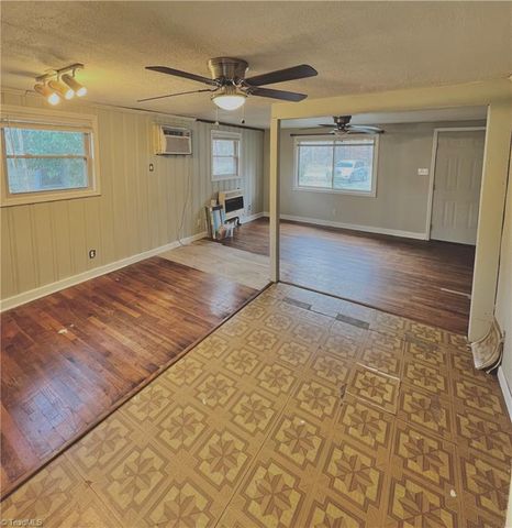 4312 Vickrey Chapel N Road, Jamestown, NC 27282