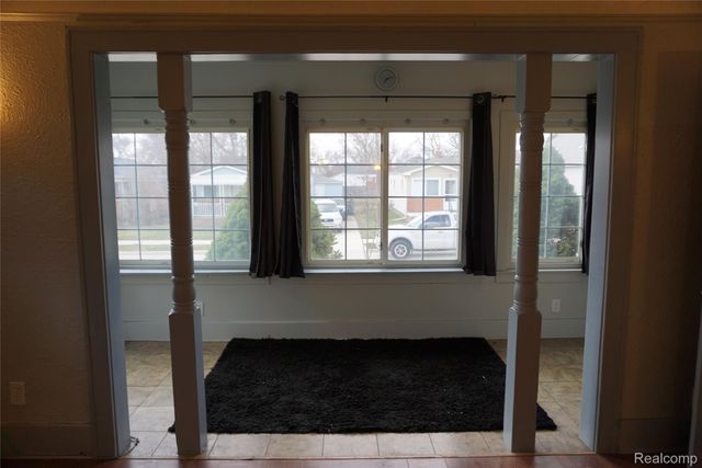 1713 Austin Avenue, Lincoln Park, MI 48146