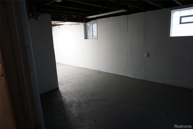 1713 Austin Avenue, Lincoln Park, MI 48146