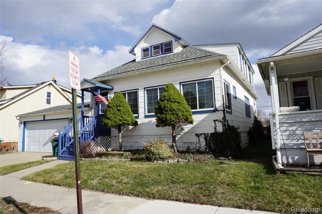 1713 Austin Avenue, Lincoln Park, MI 48146