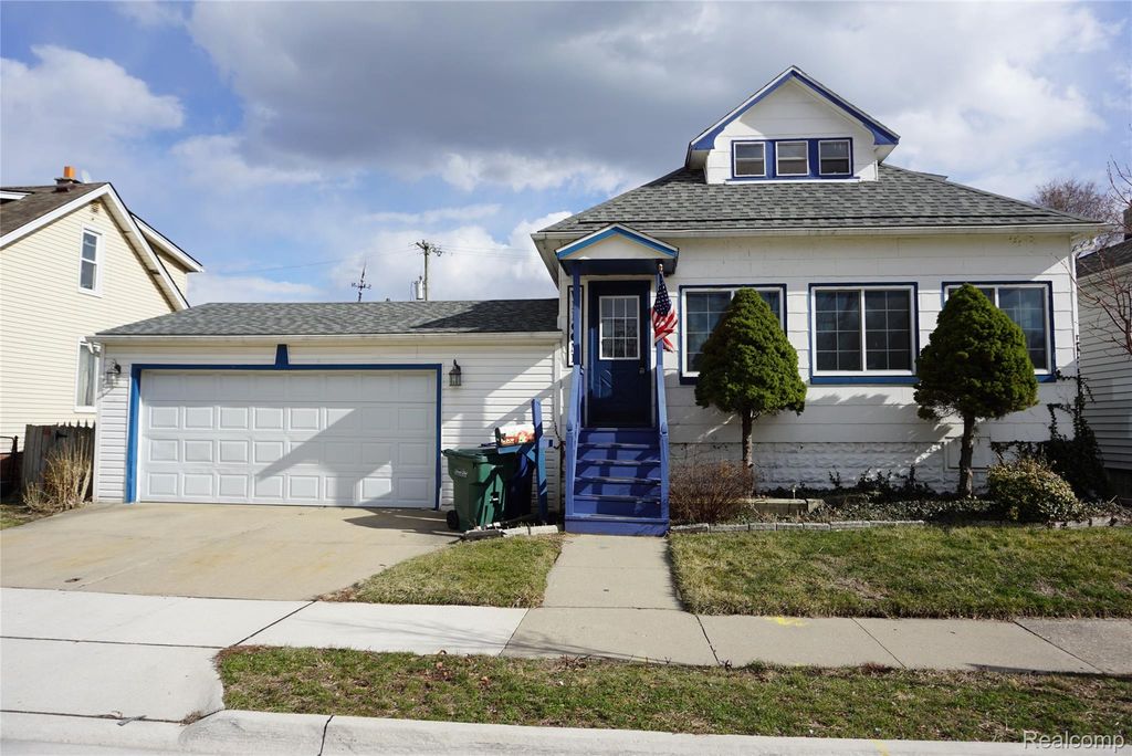 1713 Austin Avenue, Lincoln Park, MI 48146