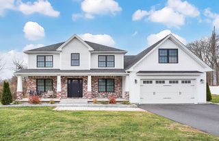 12 Mariana Way, Ludlow, MA 01056