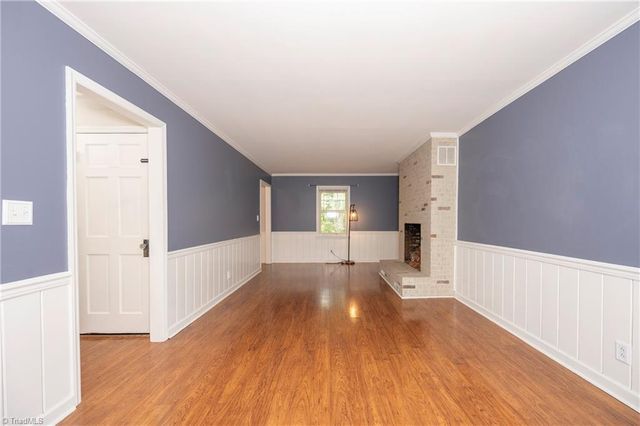 6175 La Crosse Court, Clemmons, NC 27012