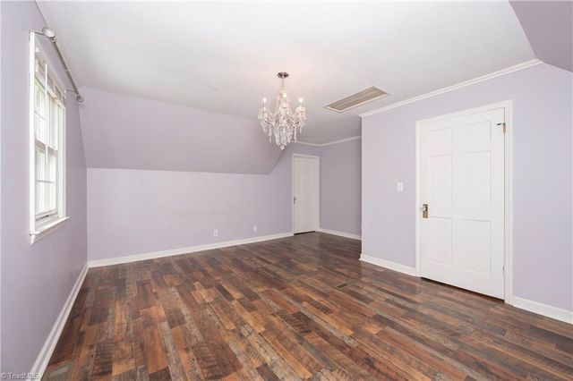 6175 La Crosse Court, Clemmons, NC 27012