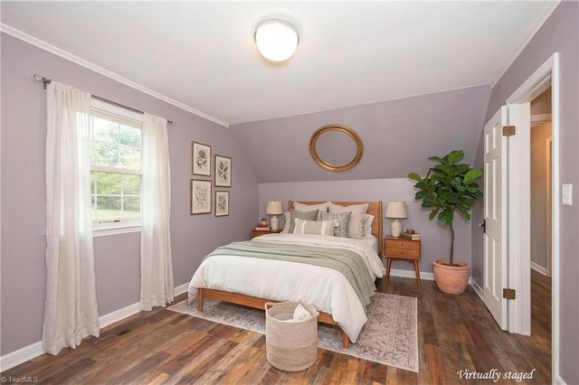 6175 La Crosse Court, Clemmons, NC 27012