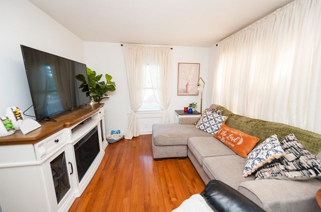 401 N Charleston Street, Blacksburg, SC 29702