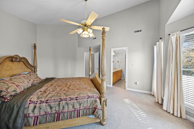 80 RIVIERA CV, Cherokee, AL 35616