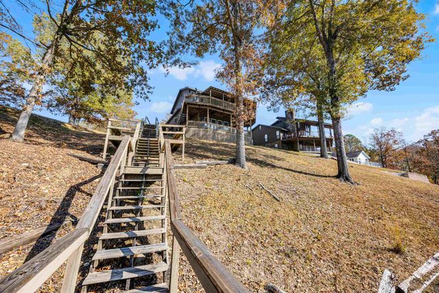 80 RIVIERA CV, Cherokee, AL 35616