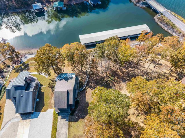 80 RIVIERA CV, Cherokee, AL 35616