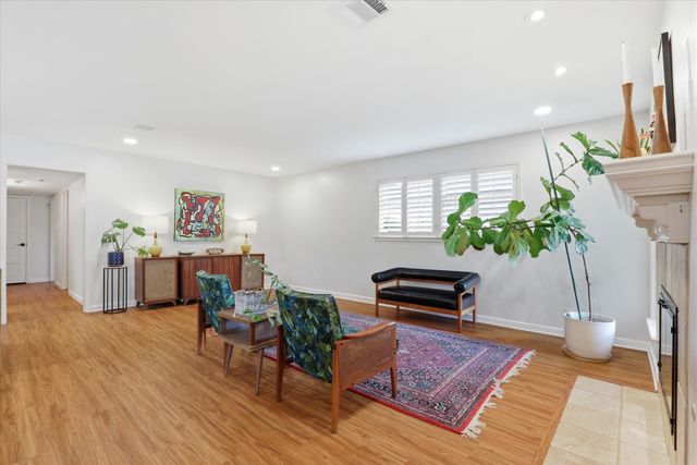 2953 Silverton Drive, Dallas, TX 75229