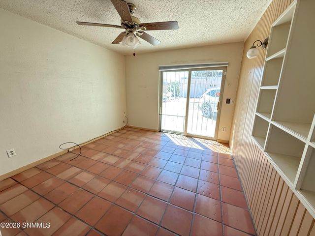 136 Feather Moon Drive, Santa Teresa, NM 88008