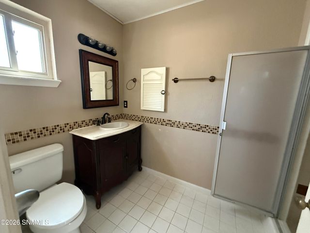 136 Feather Moon Drive, Santa Teresa, NM 88008