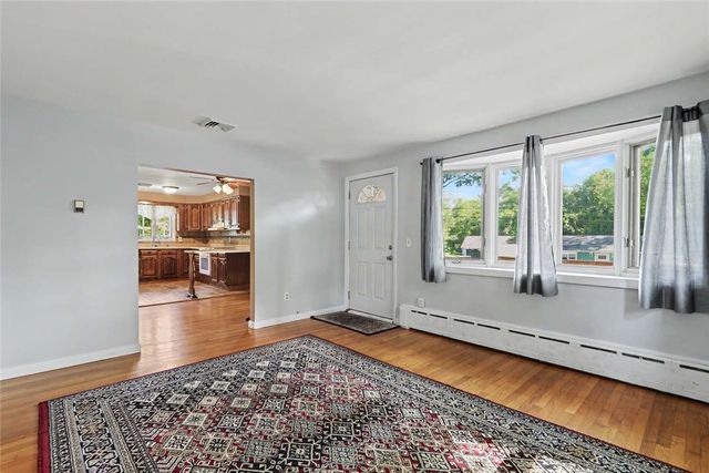 47 Restful Valley Road, Tiverton, RI 02878