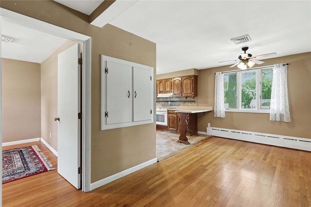 47 Restful Valley Road, Tiverton, RI 02878