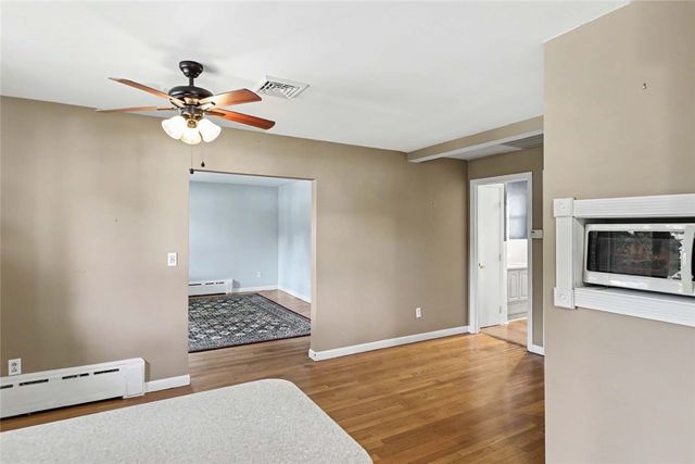 47 Restful Valley Road, Tiverton, RI 02878