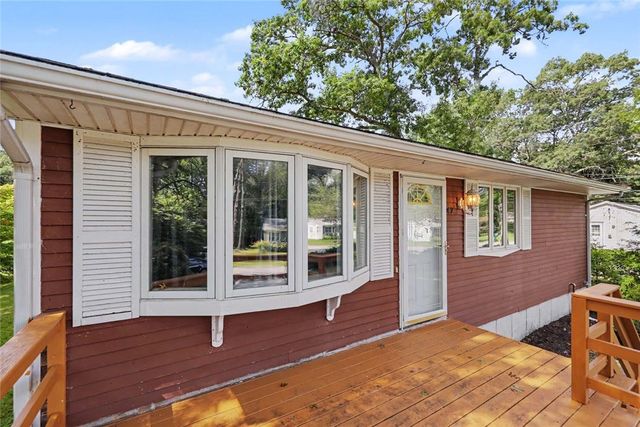 47 Restful Valley Road, Tiverton, RI 02878