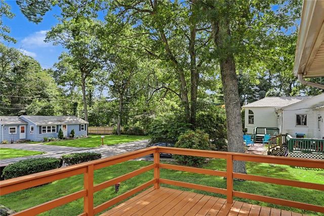 47 Restful Valley Road, Tiverton, RI 02878