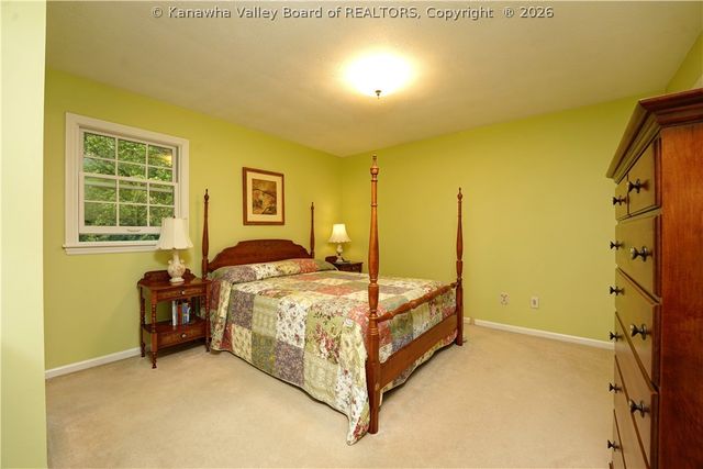 1605 Ravinia Road, Charleston, WV 25314