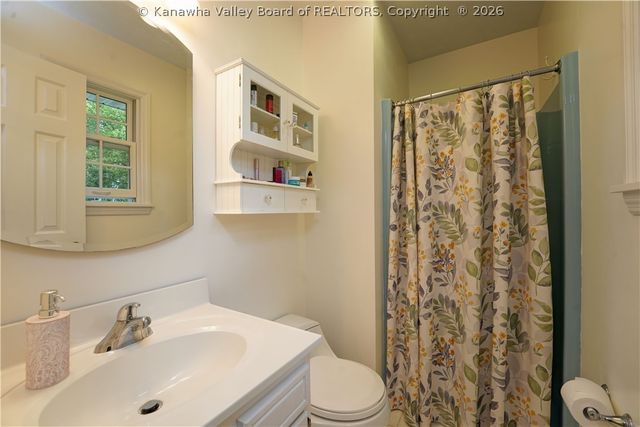 1605 Ravinia Road, Charleston, WV 25314