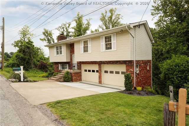 1605 Ravinia Road, Charleston, WV 25314