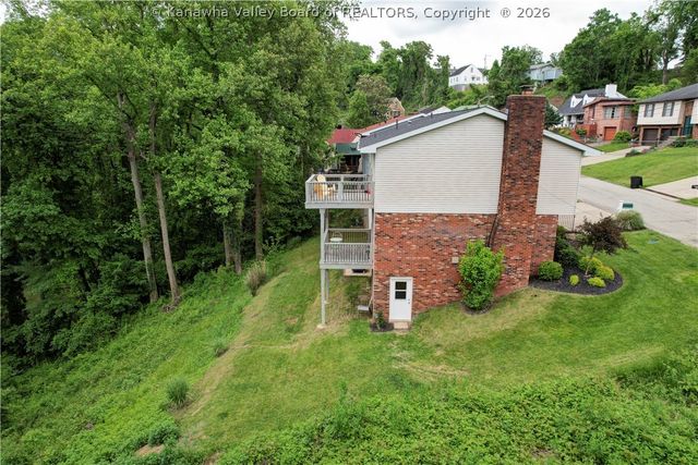 1605 Ravinia Road, Charleston, WV 25314