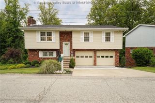 1605 Ravinia Road, Charleston, WV 25314