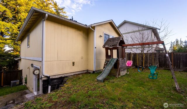 1615 Cottman Avenue, Bremerton, WA 98312