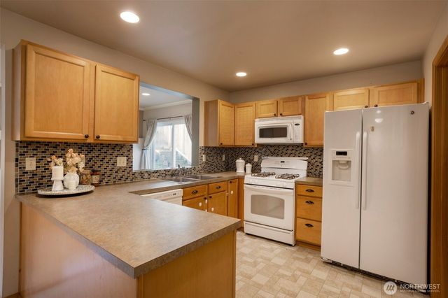 1615 Cottman Avenue, Bremerton, WA 98312