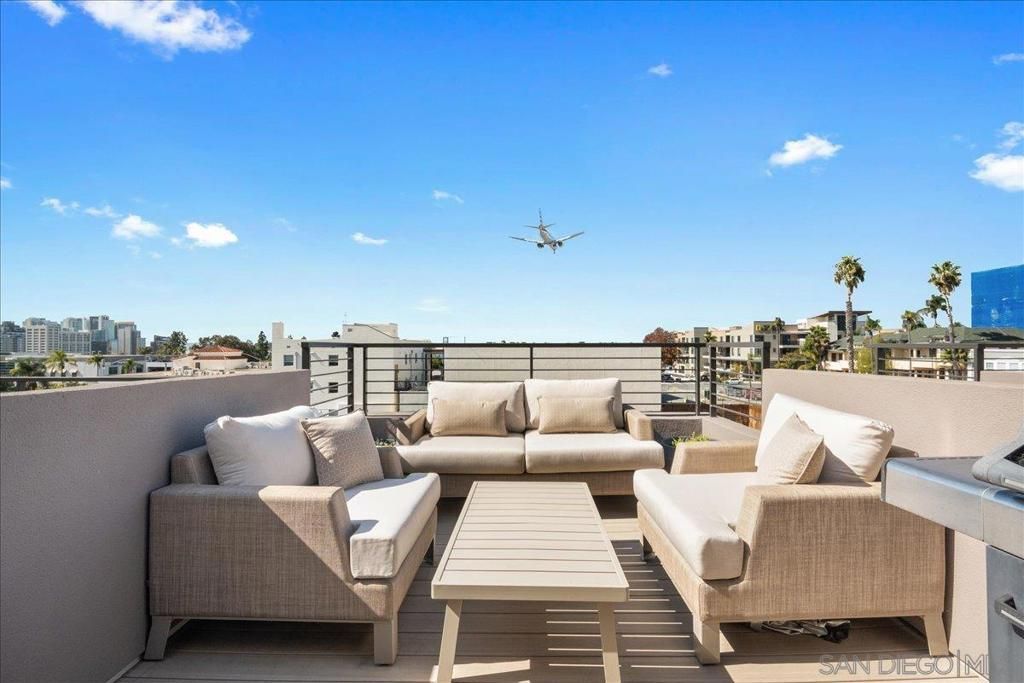 2055 5Th Ave, San Diego, CA 92101