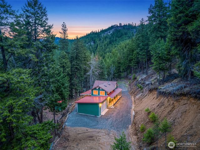 695 Sand Creek Road, Cashmere, WA 98815