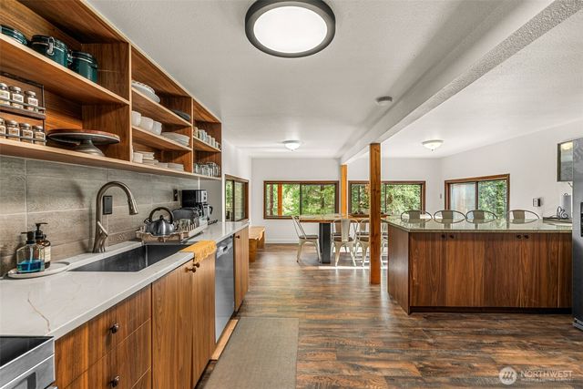 695 Sand Creek Road, Cashmere, WA 98815