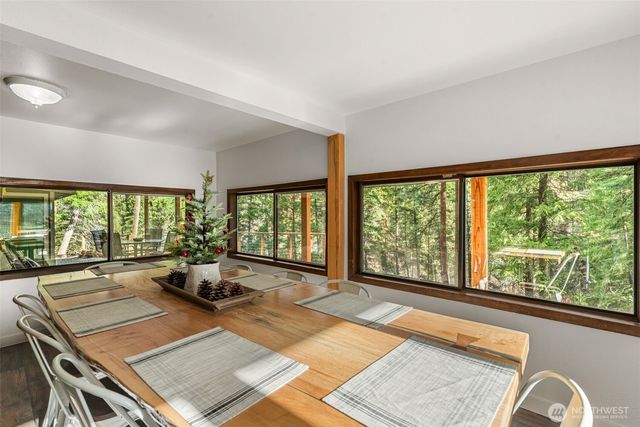 695 Sand Creek Road, Cashmere, WA 98815