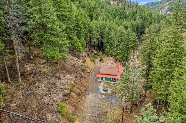 695 Sand Creek Road, Cashmere, WA 98815