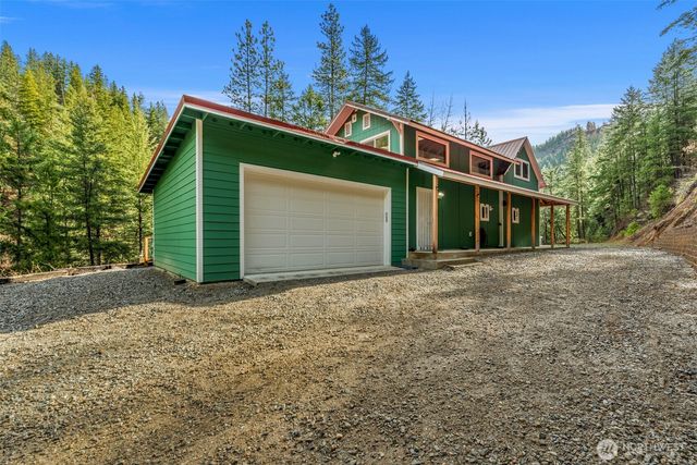 695 Sand Creek Road, Cashmere, WA 98815