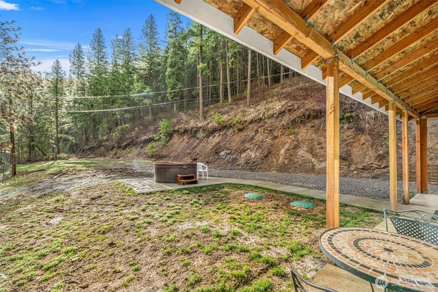 695 Sand Creek Road, Cashmere, WA 98815