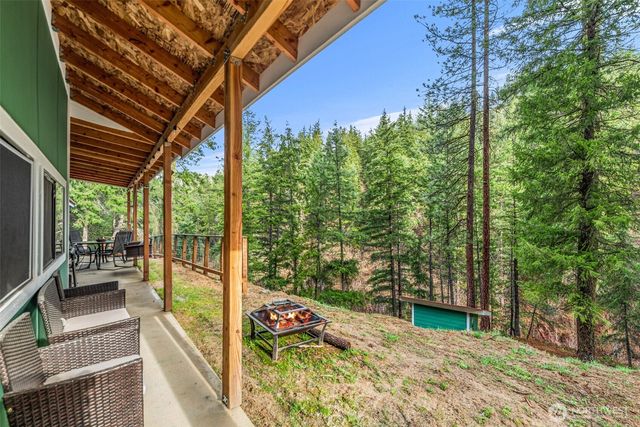 695 Sand Creek Road, Cashmere, WA 98815