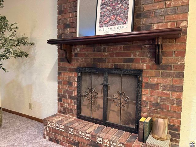 1702 Trowman Way, Emporia, KS 66801