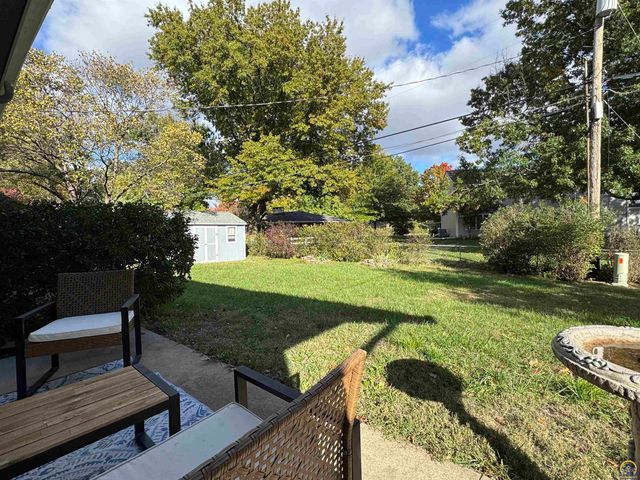 1702 Trowman Way, Emporia, KS 66801