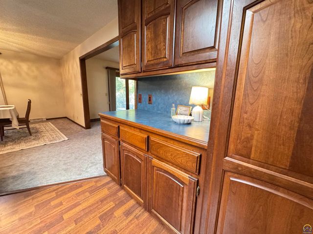 1702 Trowman Way, Emporia, KS 66801