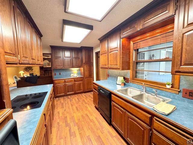 1702 Trowman Way, Emporia, KS 66801