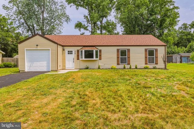 279 WINTERGREEN LANE, Carneys Point, NJ 08069