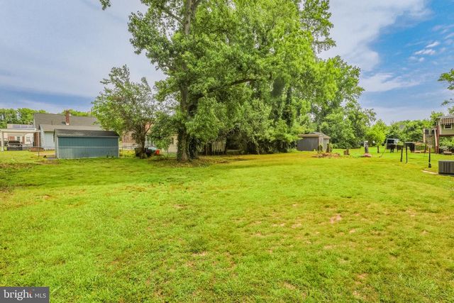 279 WINTERGREEN LANE, Carneys Point, NJ 08069