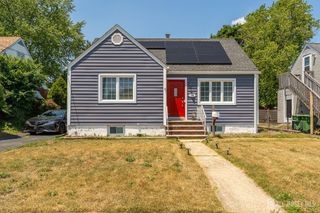 196 Gabriel Terrace, Sayreville, NJ 08879