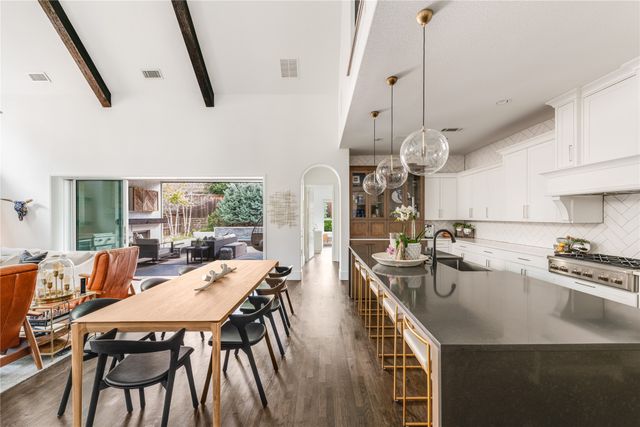 984 Thoroughbred Avenue, Frisco, TX 75036