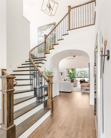 984 Thoroughbred Avenue, Frisco, TX 75036